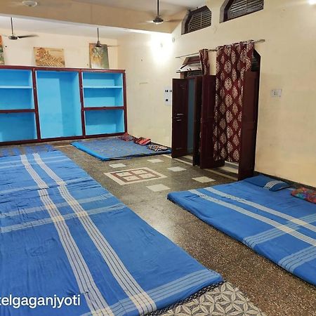Rudrapur Hotel Gagan Jyoti And Banquet Hall מראה חיצוני תמונה