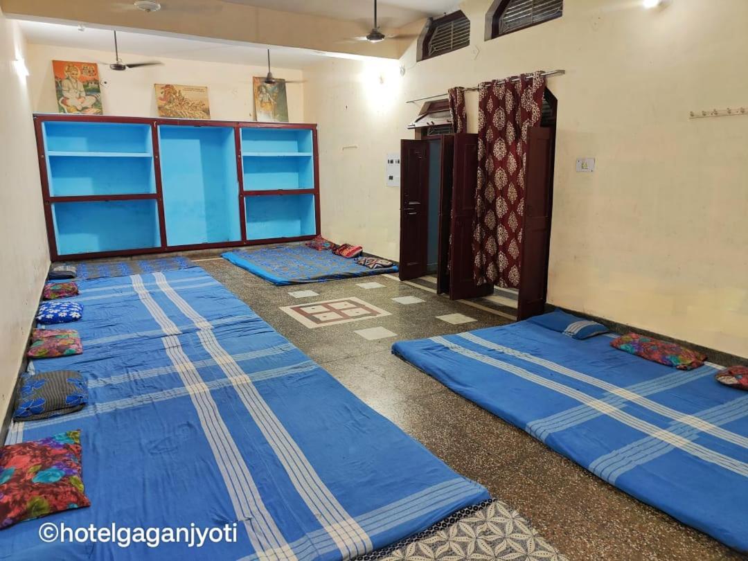 Rudrapur Hotel Gagan Jyoti And Banquet Hall מראה חיצוני תמונה